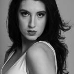 Headshots with Olivia – Studio Elegance in Black & White 3 Headshots with Olivia – Studio Elegance in Black & White, TRW07497 1