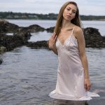 Uninhabited Island Photo Shoot with Model Geneva - Behind the scenes on a Model Shoot in Victoria BC 10 Uninhabited Island Photo Shoot with Model Geneva - Behind the scenes on a Model Shoot in Victoria BC, DSC06471 1