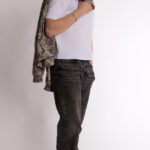 Keeping It Simple: Studio Portraits with Will 7 Keeping It Simple: Studio Portraits with Will, TRW04496